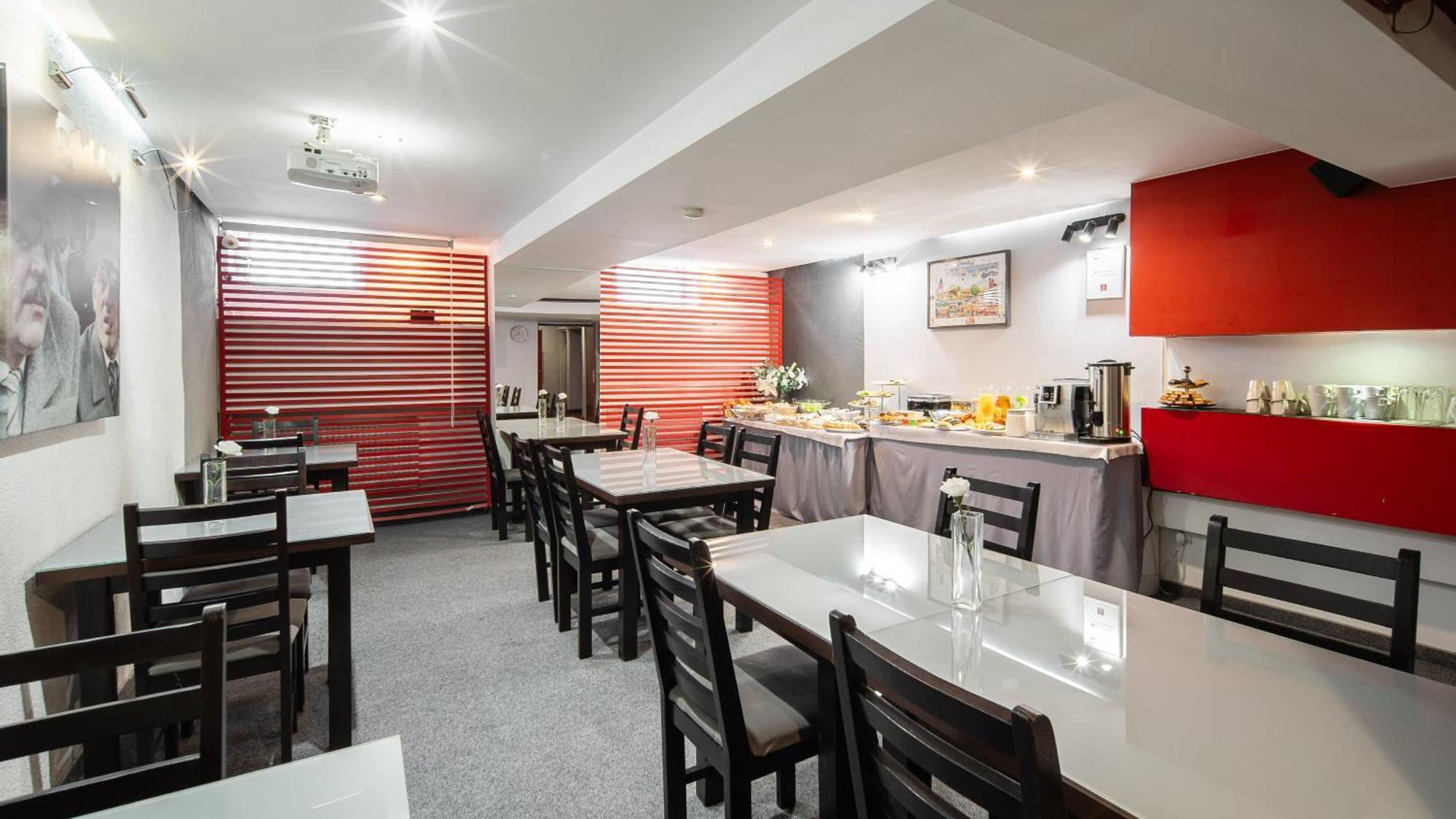 Hotel Delta Краків Екстер'єр фото