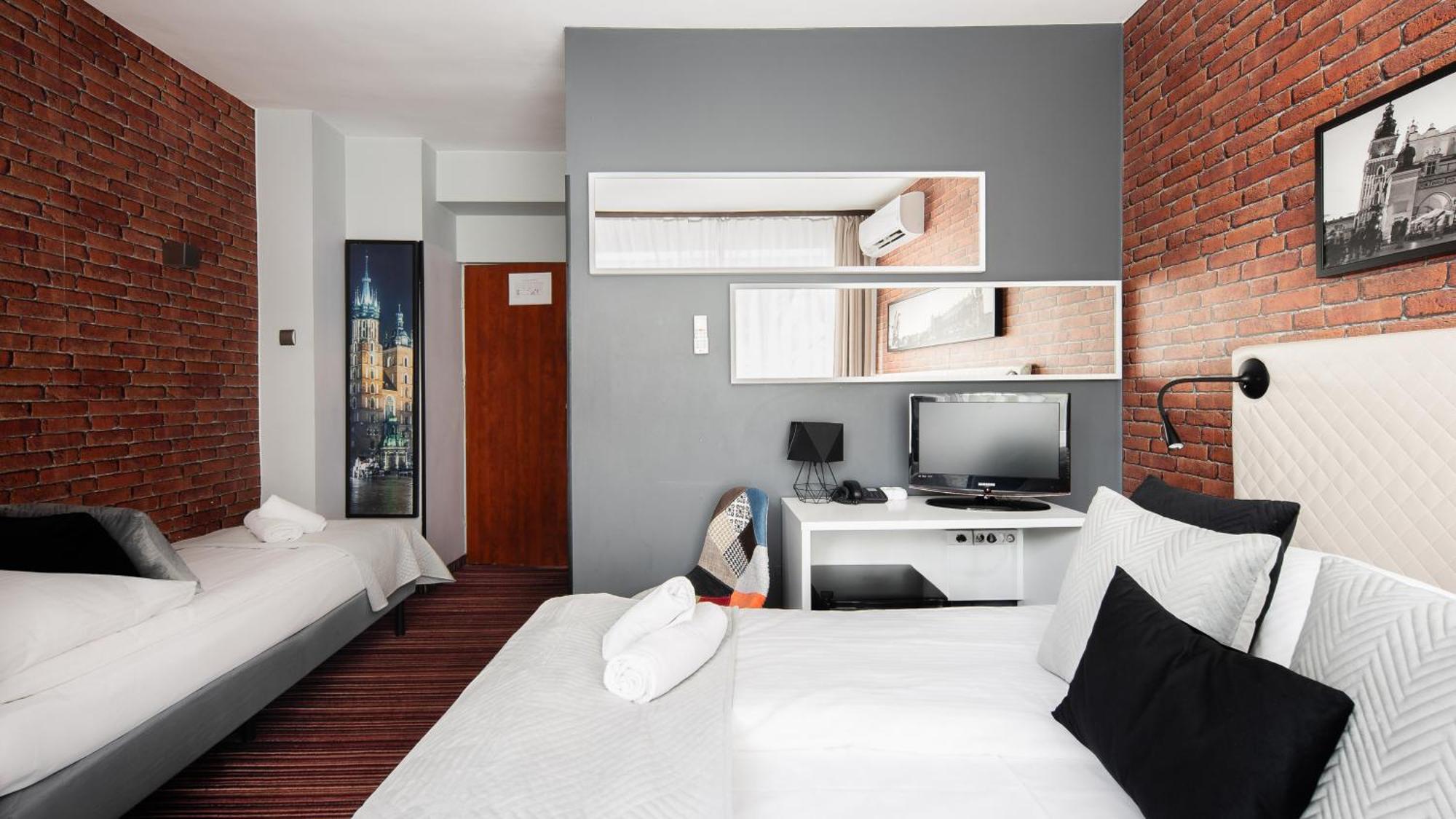 Hotel Delta Краків Екстер'єр фото