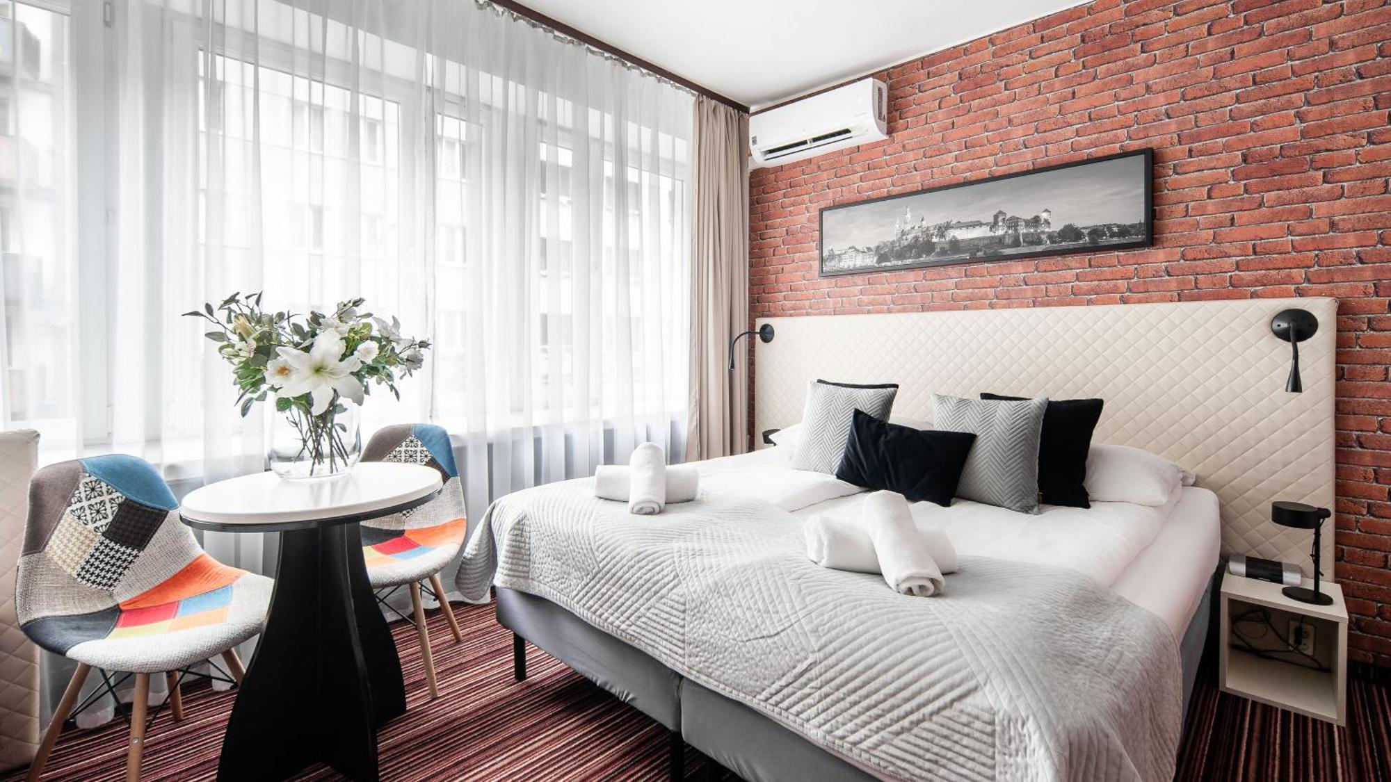 Hotel Delta Краків Екстер'єр фото