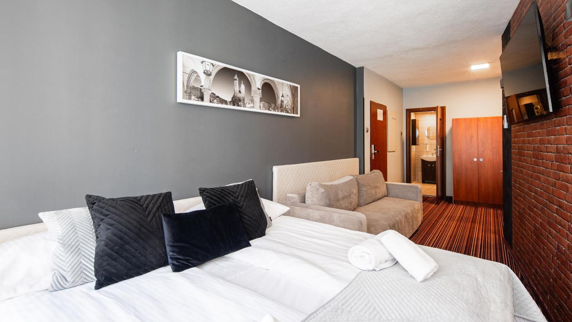 Hotel Delta Краків Екстер'єр фото