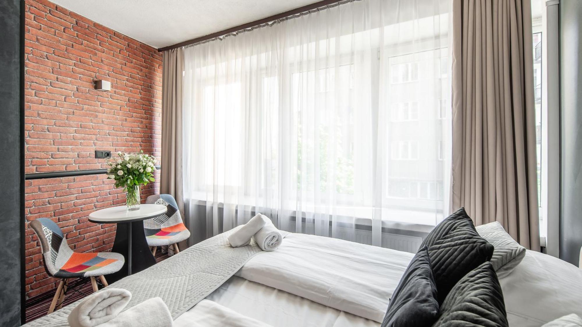 Hotel Delta Краків Екстер'єр фото